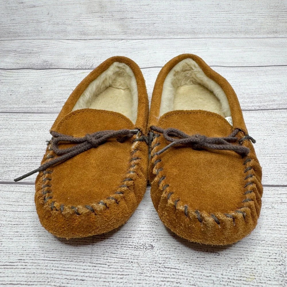 Minnetonka‎ Kids size 3 Moccasins Slippers Brown Suede Leather Lined Shoes